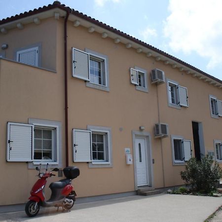 Apartments Pegla Nerezine Dış mekan fotoğraf