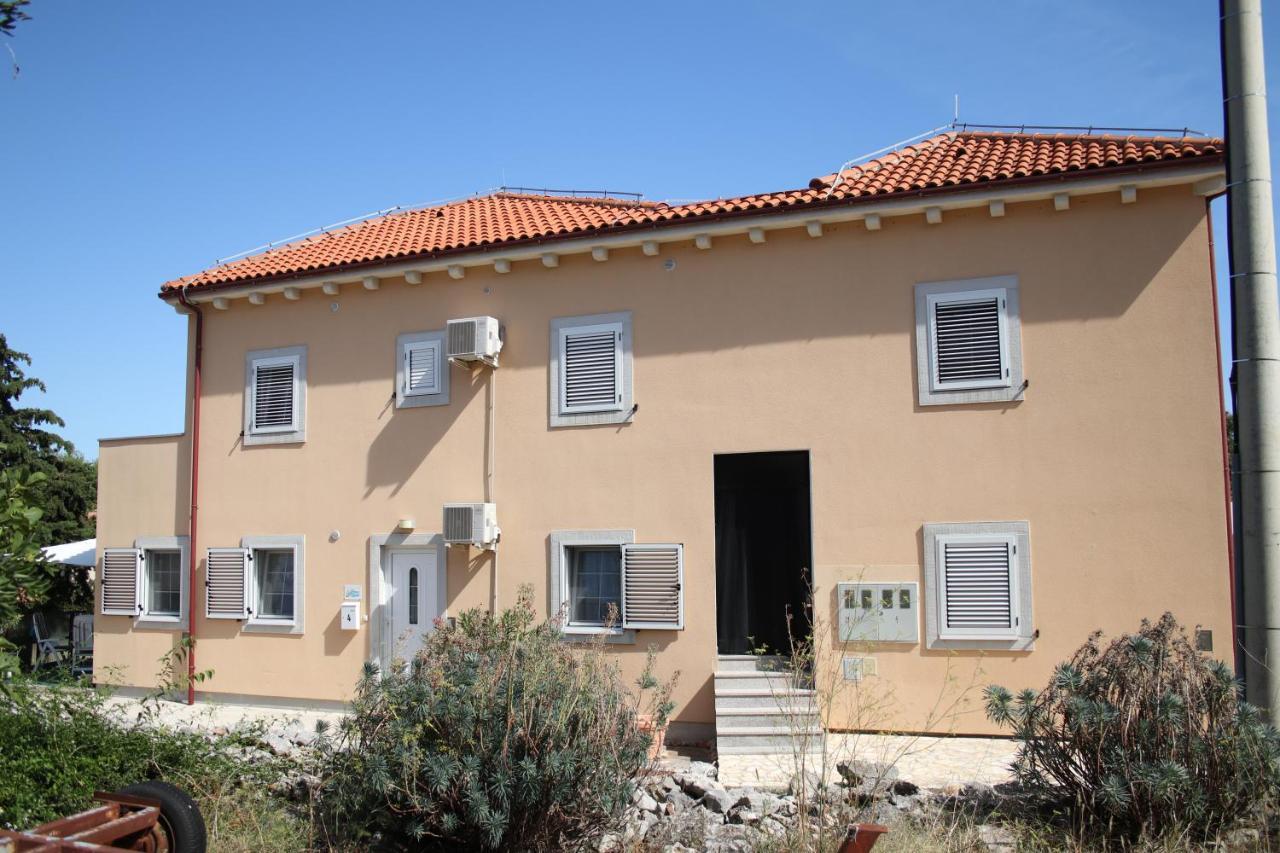 Apartments Pegla Nerezine Dış mekan fotoğraf