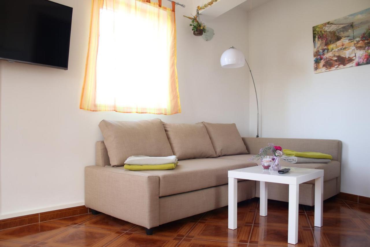 Apartments Pegla Nerezine Dış mekan fotoğraf