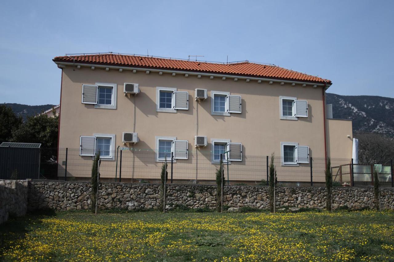 Apartments Pegla Nerezine Dış mekan fotoğraf